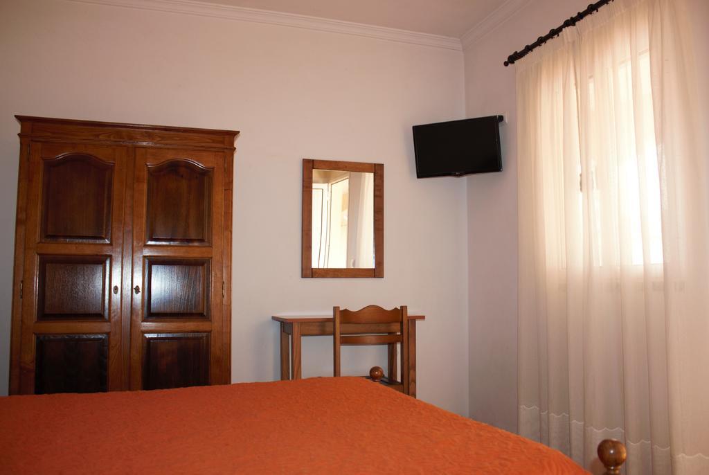 Castro Hotel อาเกดา ภายนอก รูปภาพ